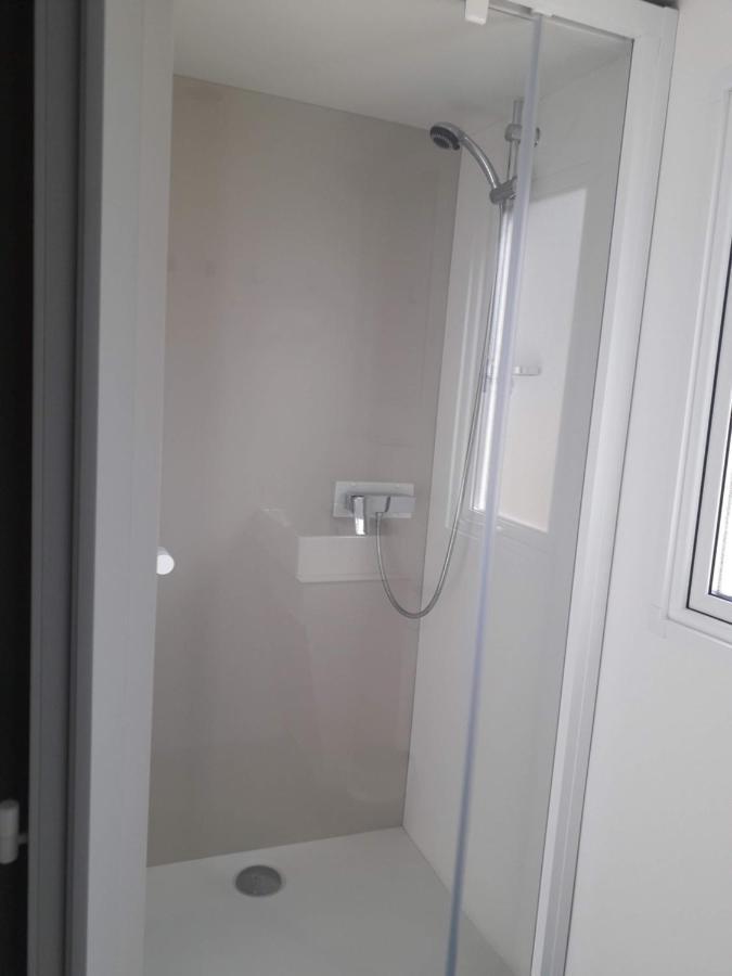 Mobil Home Neuf 2 Chambres 6 Personnes Saint Aygulf Plage Fréjus Eksteriør billede